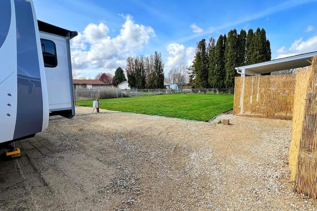 Luxury Glamping Near Idaho Event Center In Nampa Leilighet Eksteriør bilde
